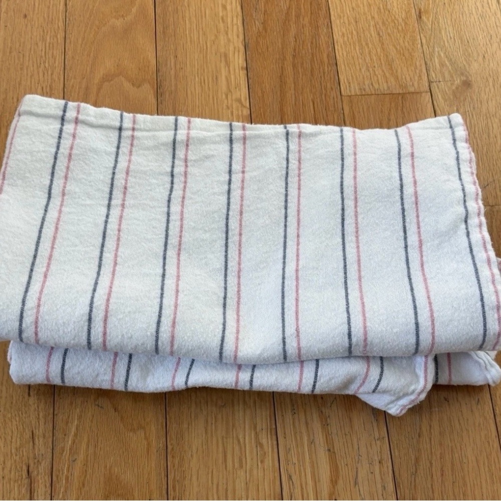 Striped Medline receiving blankets - SET OF 2 - Picture 5 of 5